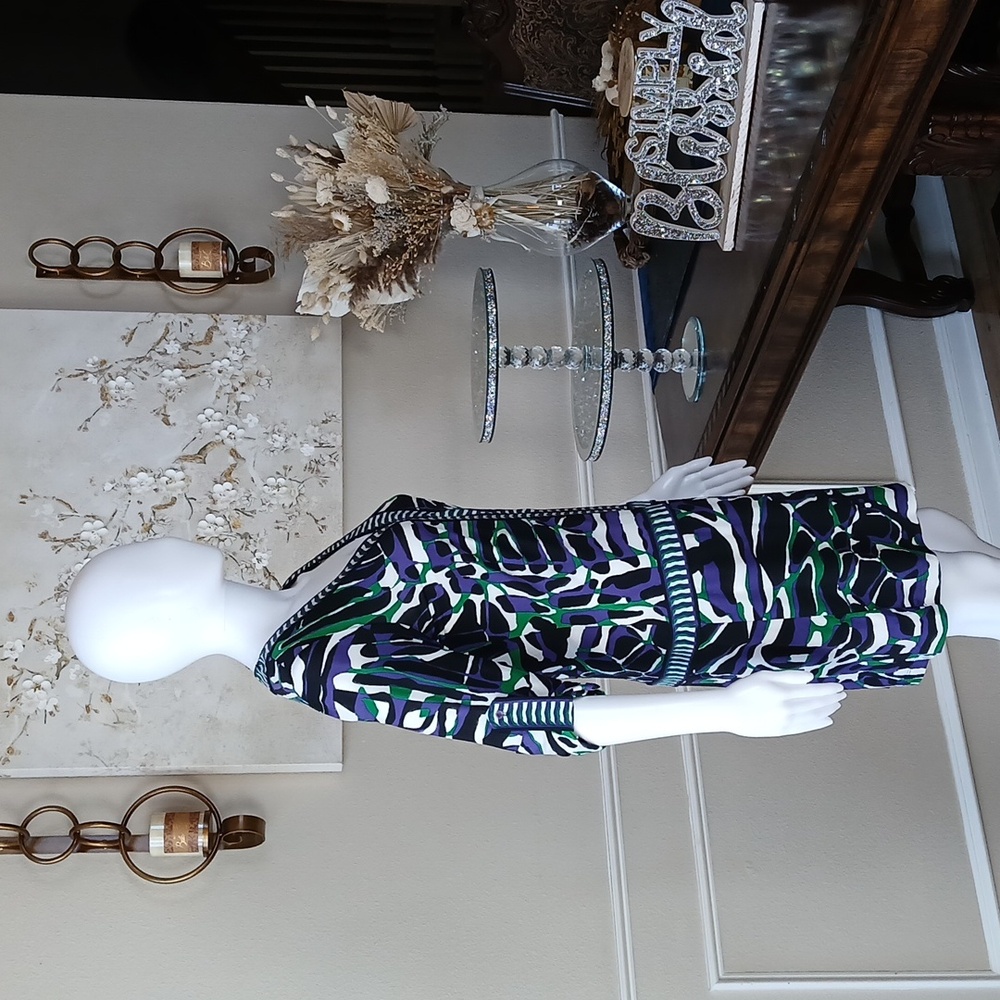 Women's Vibrant Geometric Print V-Neck Dress By BCBGMAXAZRIA. Size S - Picture 7 of 17